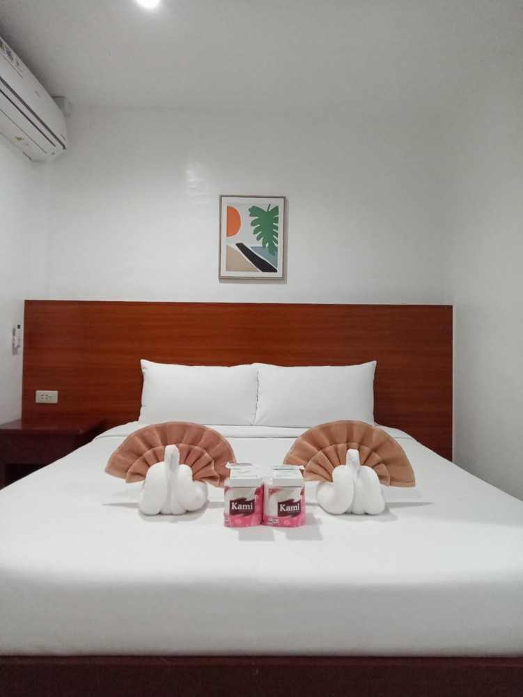 Standard Double Room at Zosimo’s Inn in Lazi, Siquijor — room interior